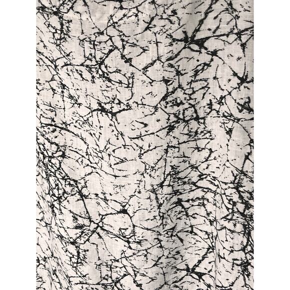 Bryn Walker Ivy Shirt Asymmetrical Hem Linen Top Black White Print Made in USA M - Picture 3 of 11